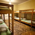 50 People Bis Apartment
