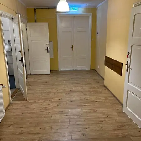 50 People Bis Appartement
