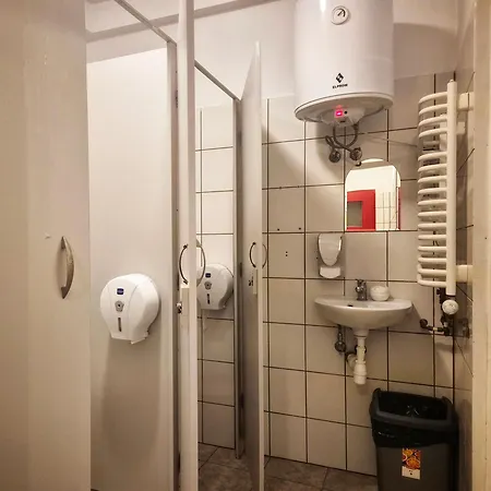 50 People Bis Appartement Krakau