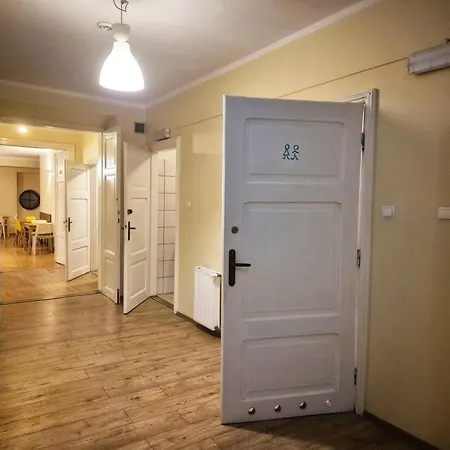 50 People Bis Appartement