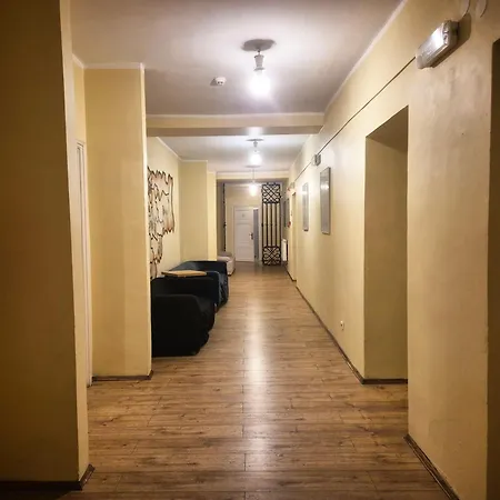 50 People Bis クラクフ